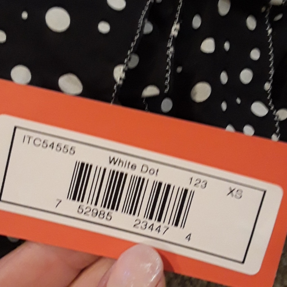New Ivanka Trump Sleeveless Blouse - Picture 8 of 8